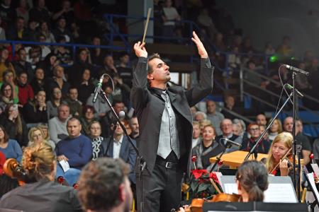 Miklavžev koncert Koroških simfonikov 8. 12. 2024 (16)